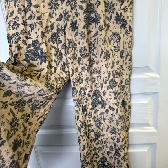Wonderly Beige and Black Floral Pants - Picture 1 of 7